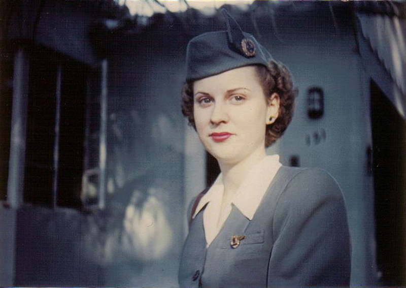 Lynn Oberle PAA Stewardess